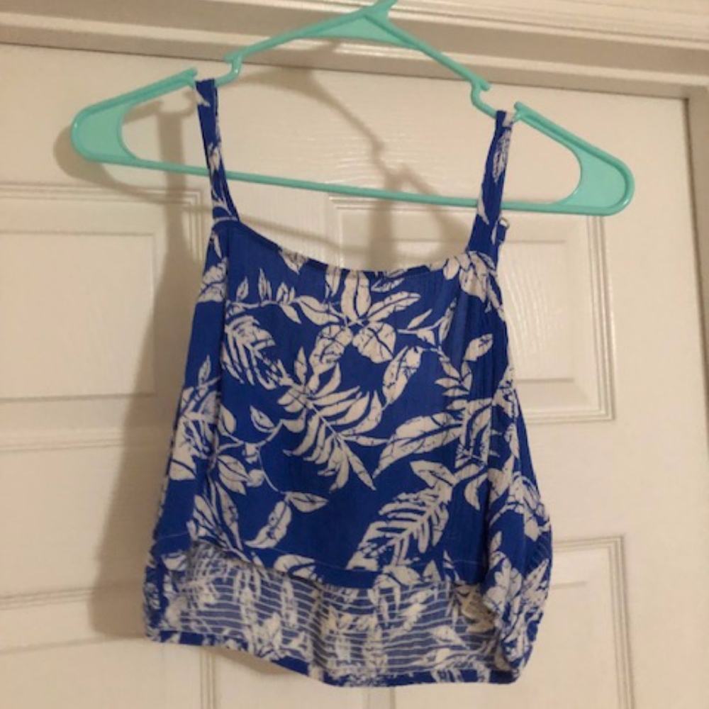 crop top